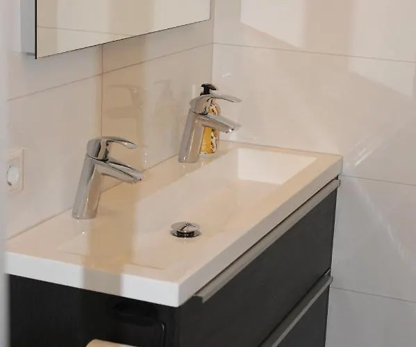 Apartment Halte Logies